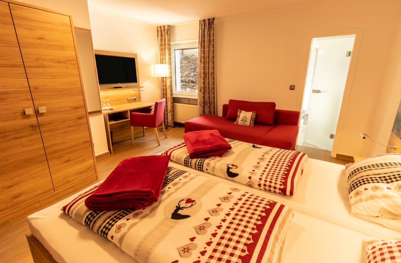 Landhotel Kuehler Grund Grasellenbach Bagian luar foto