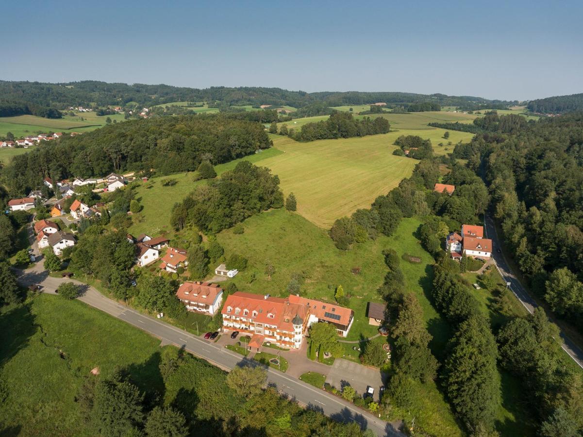 Landhotel Kuehler Grund Grasellenbach Bagian luar foto